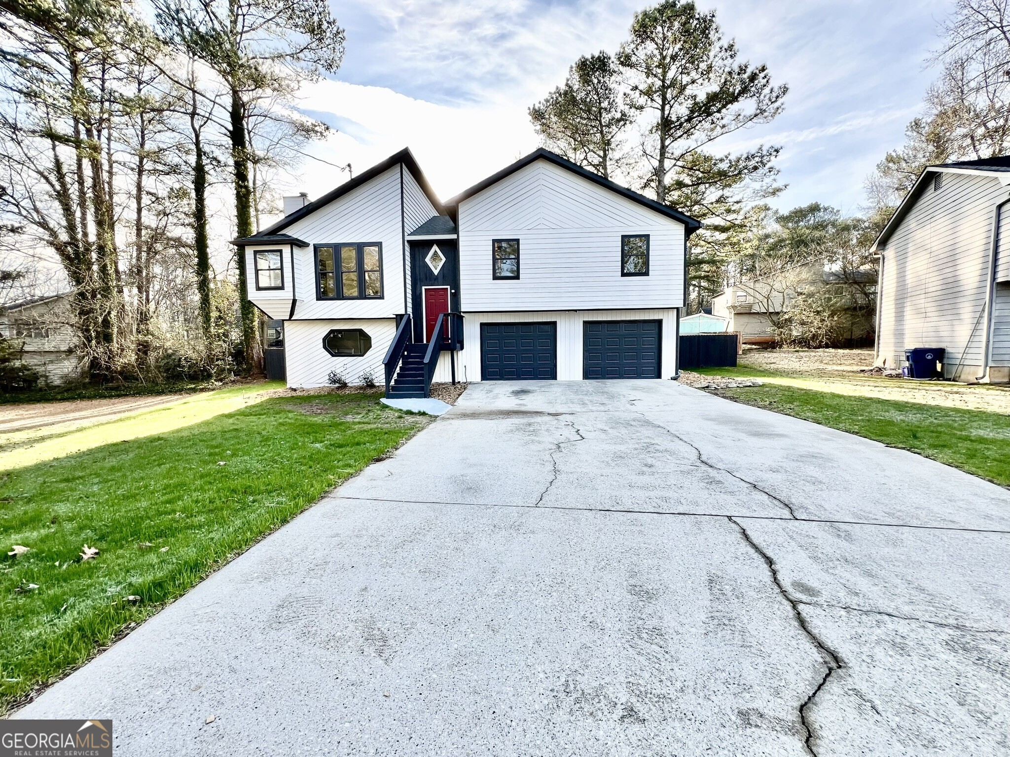 295 Lamden Court Property Photo