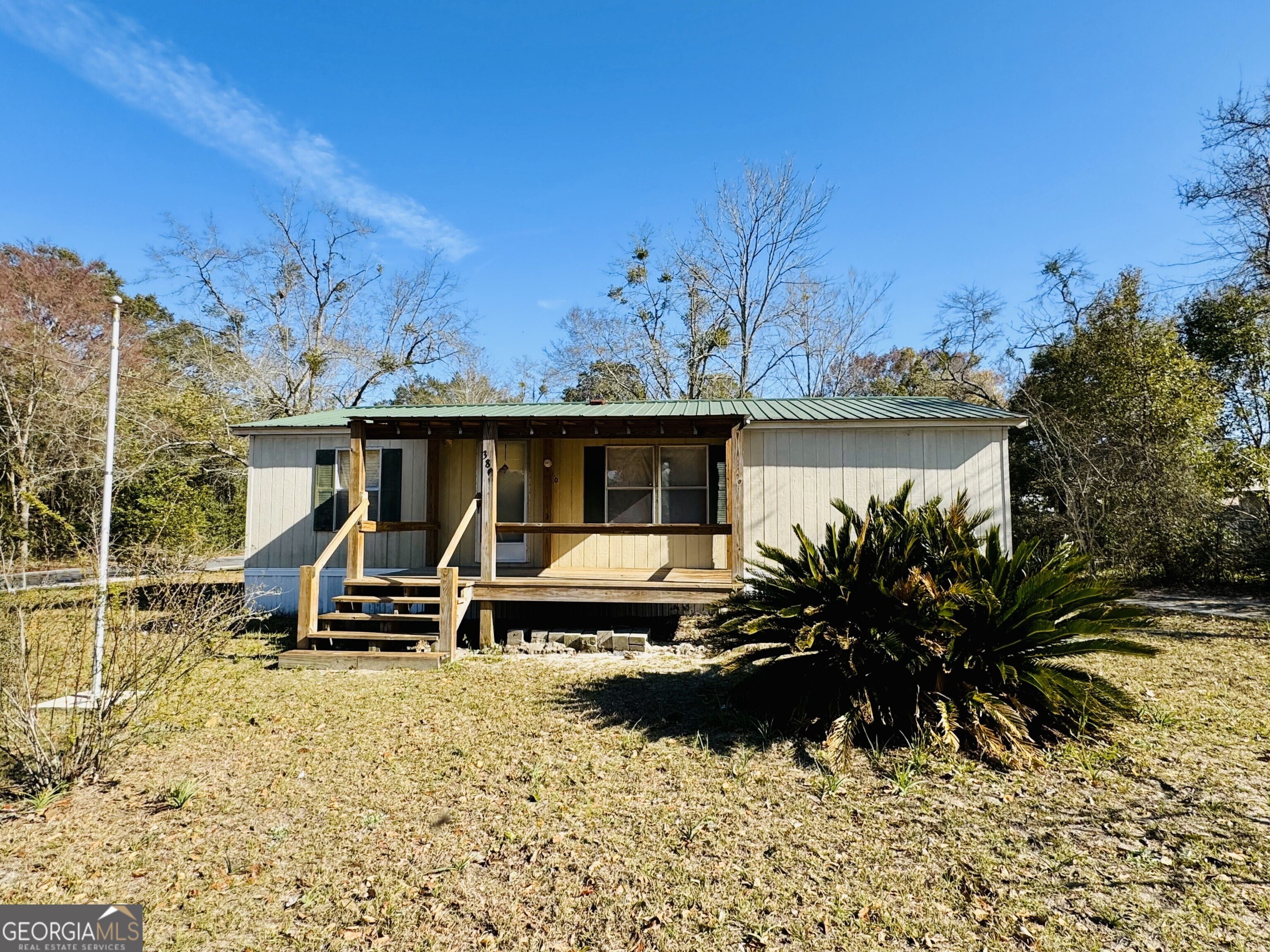 380 N Cypress Street Property Photo
