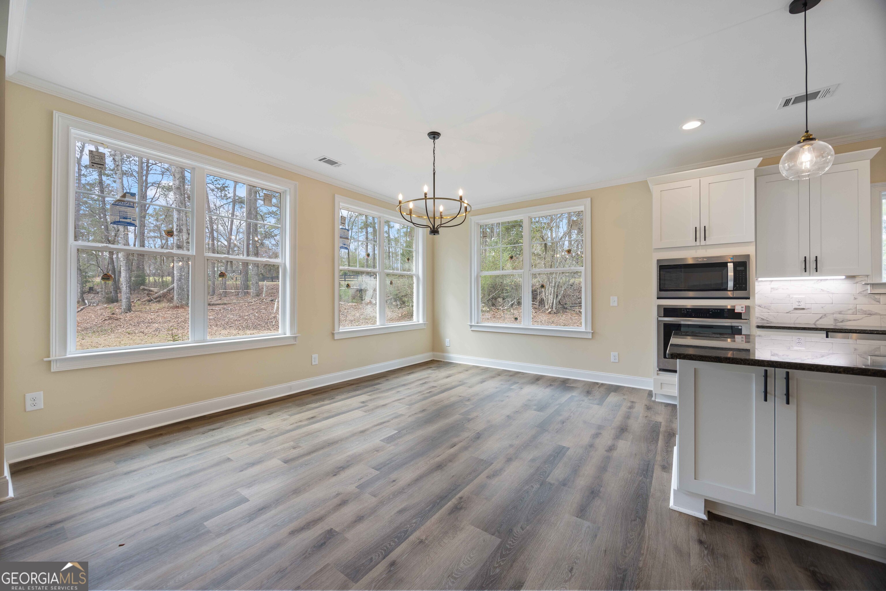 10304 Emerson Way Property Photo 13