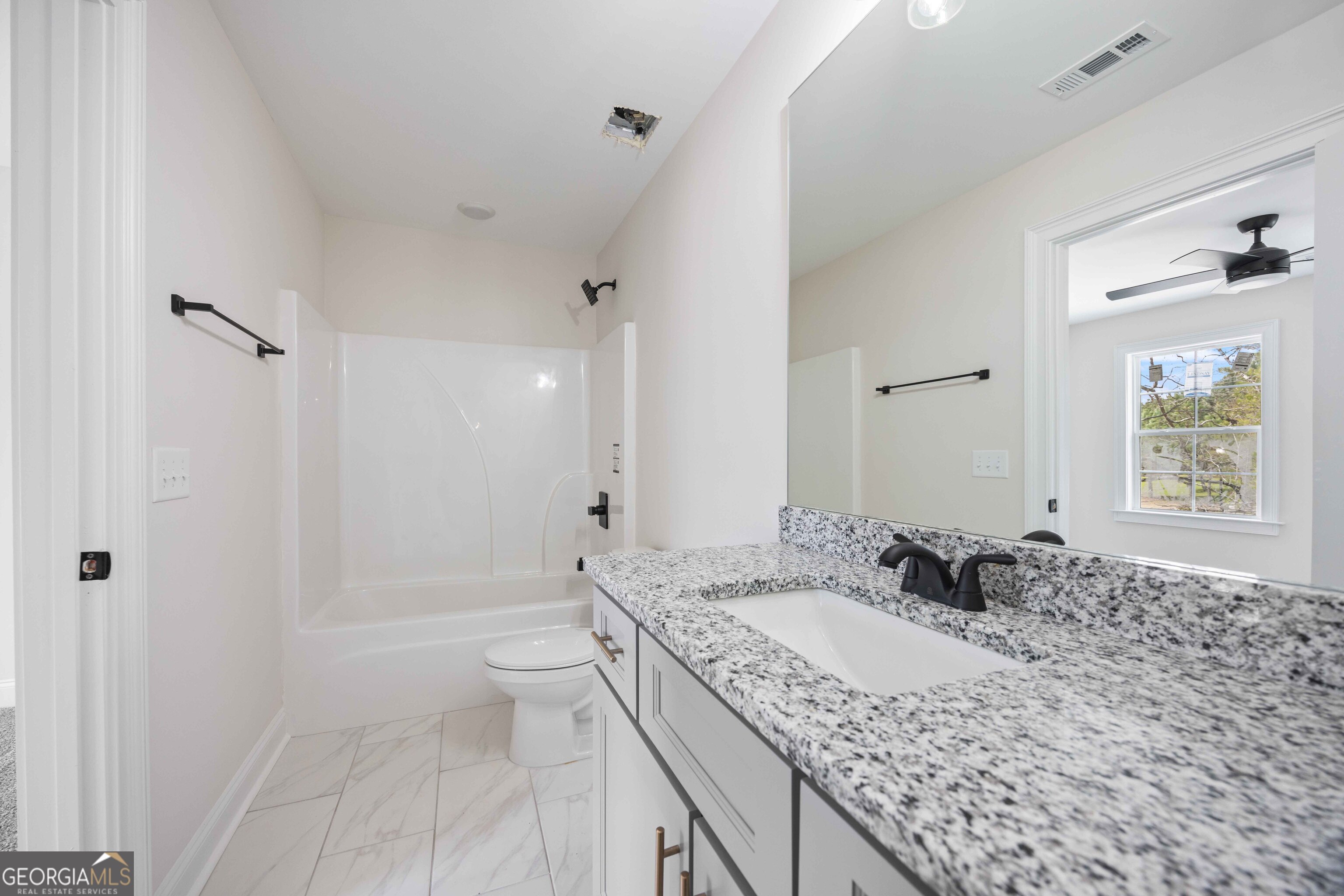 10304 Emerson Way Property Photo 38
