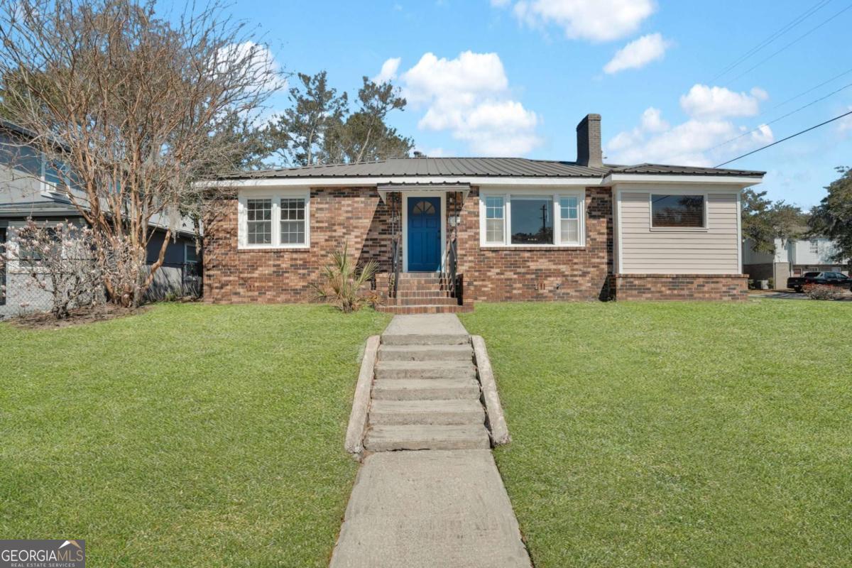 1336 Collins Street Property Photo