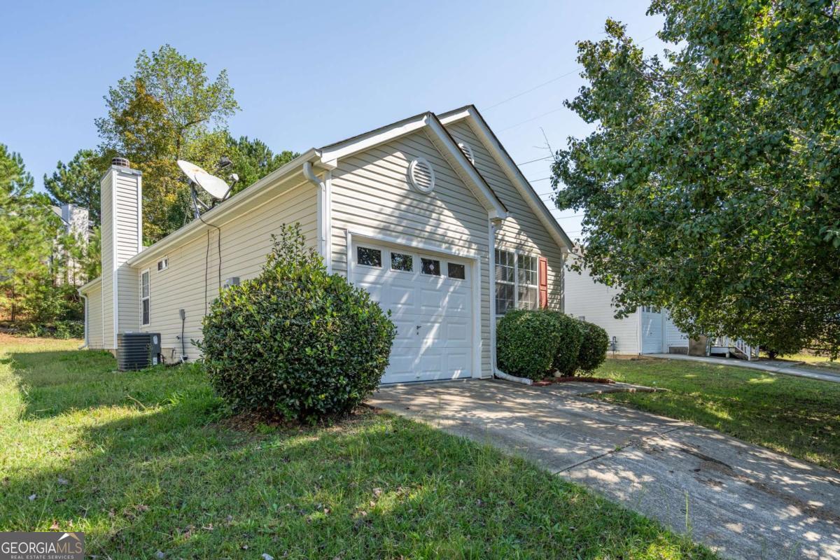 1048 Abercorn Way Property Photo