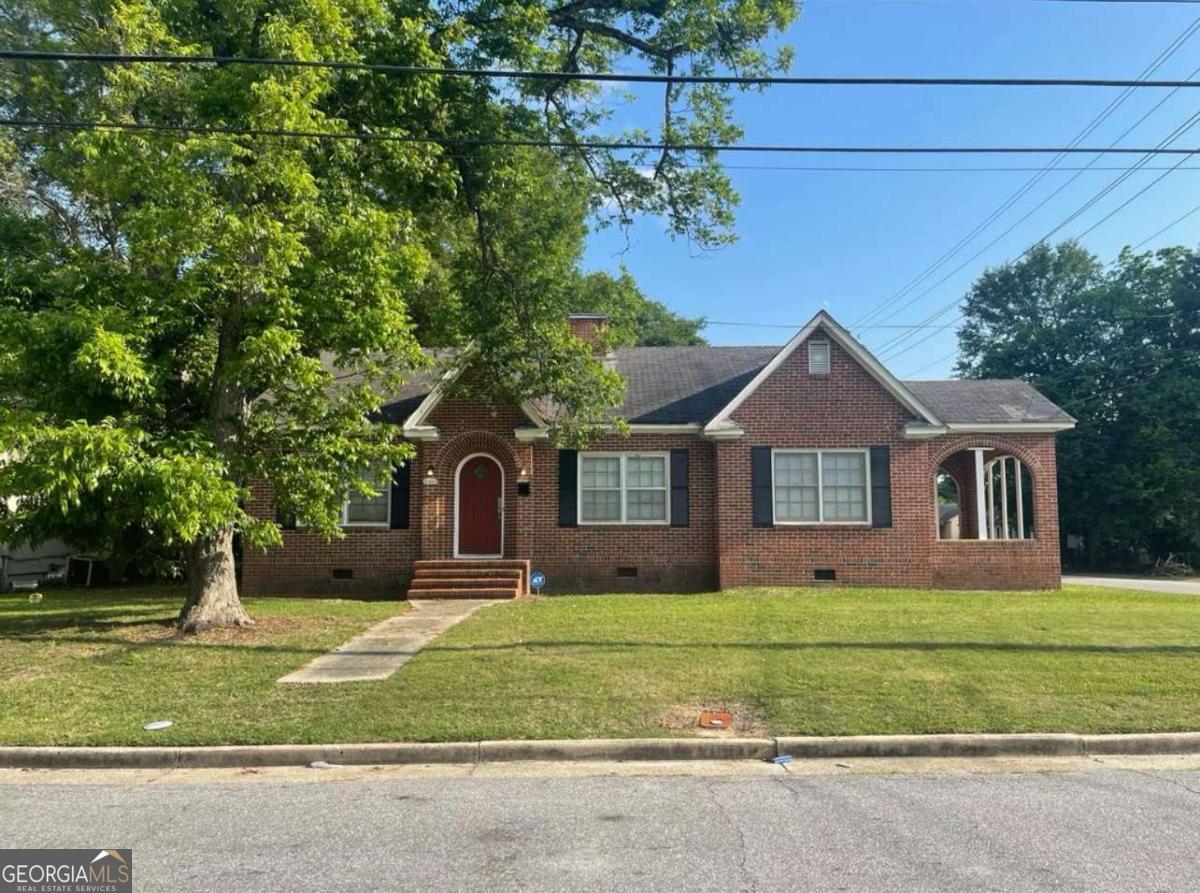2400 Bell Street Property Photo