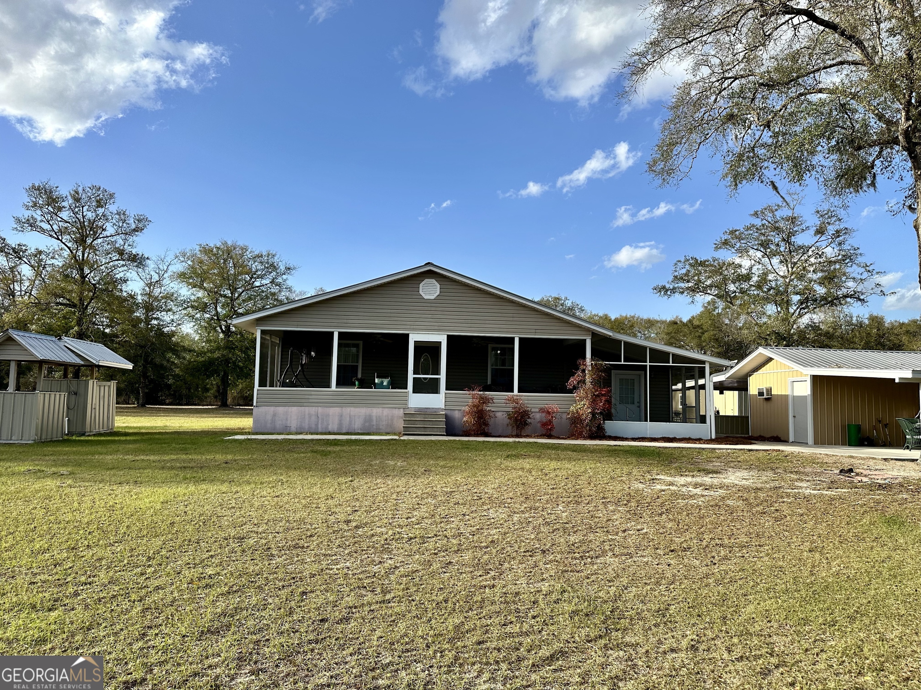 349 Gobblers Run Property Photo 3