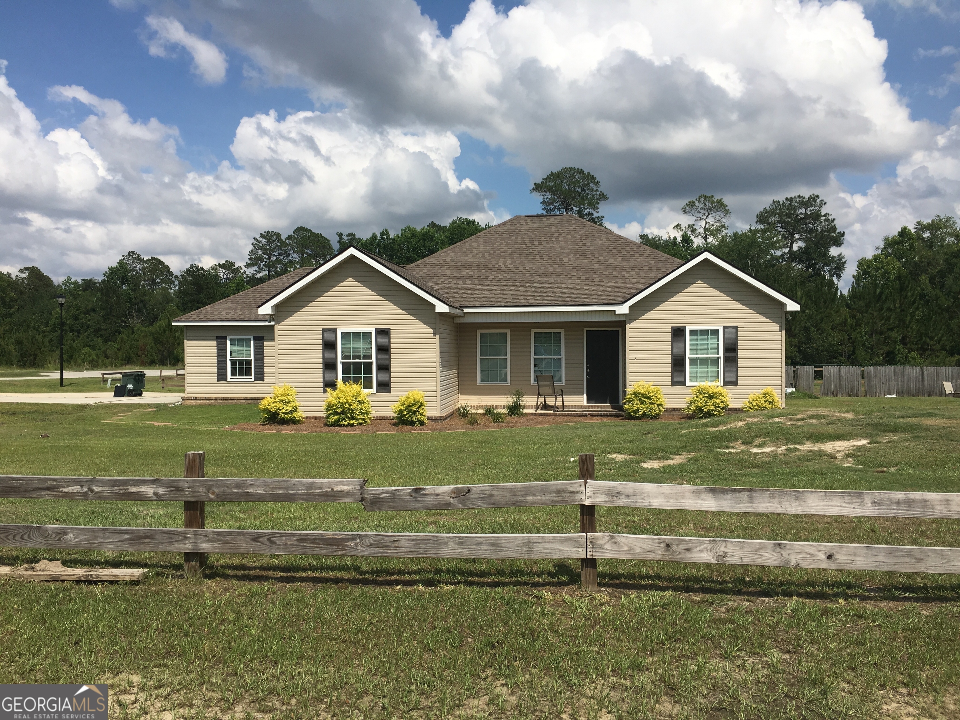 426 Coachs Way Property Photo