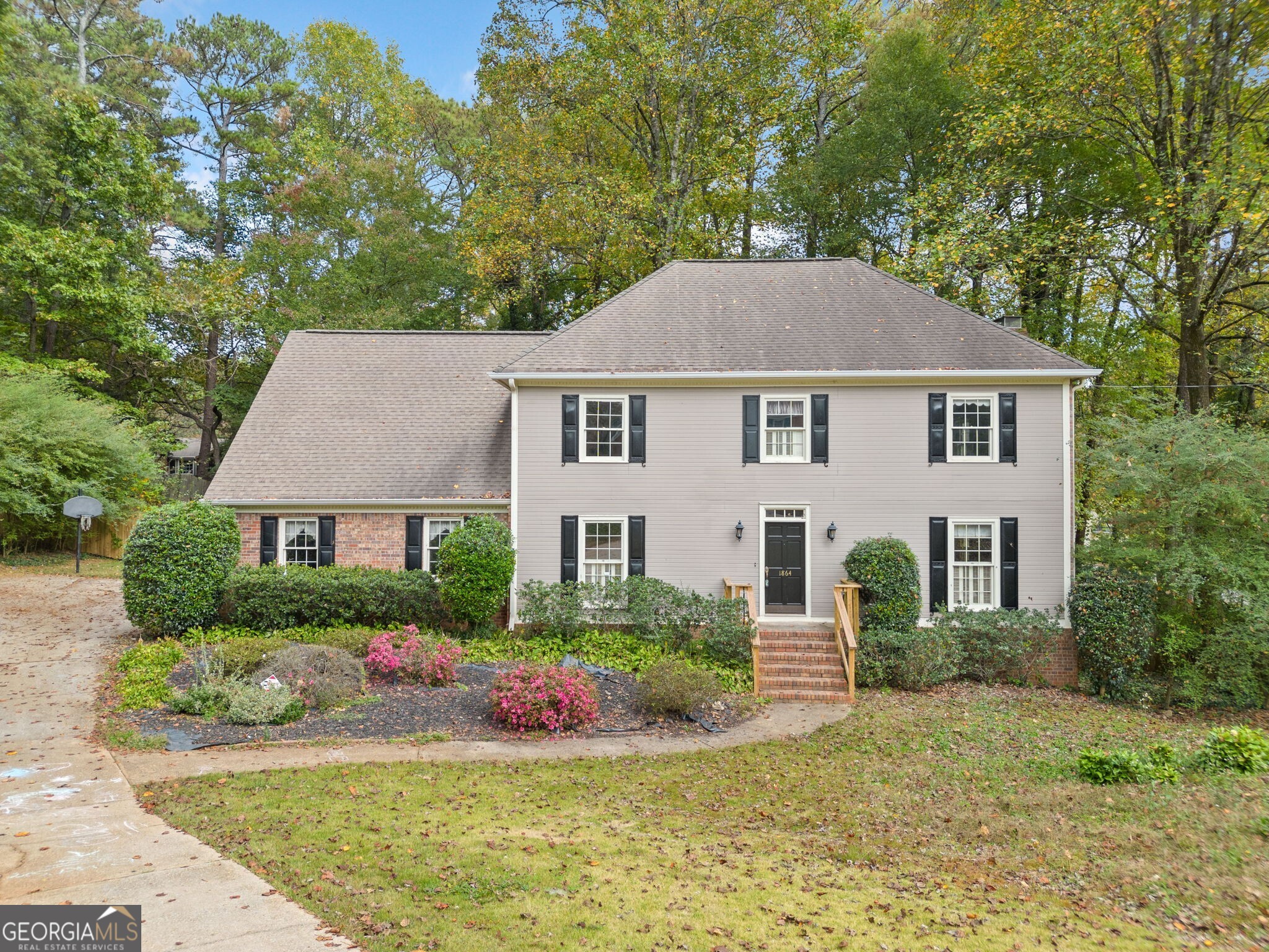 1864 Gloucester Court Property Photo