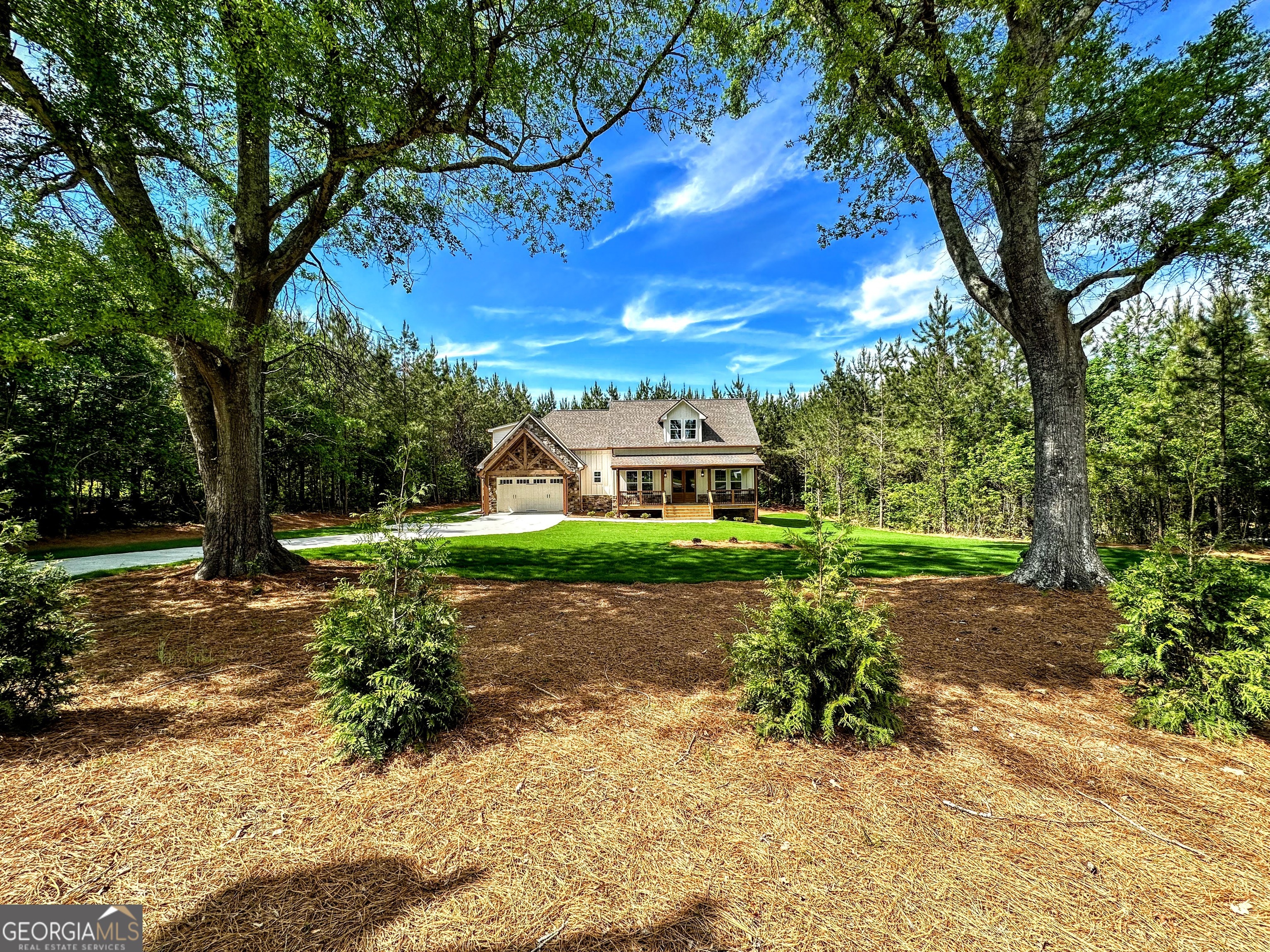 136 Rainey Road Property Photo