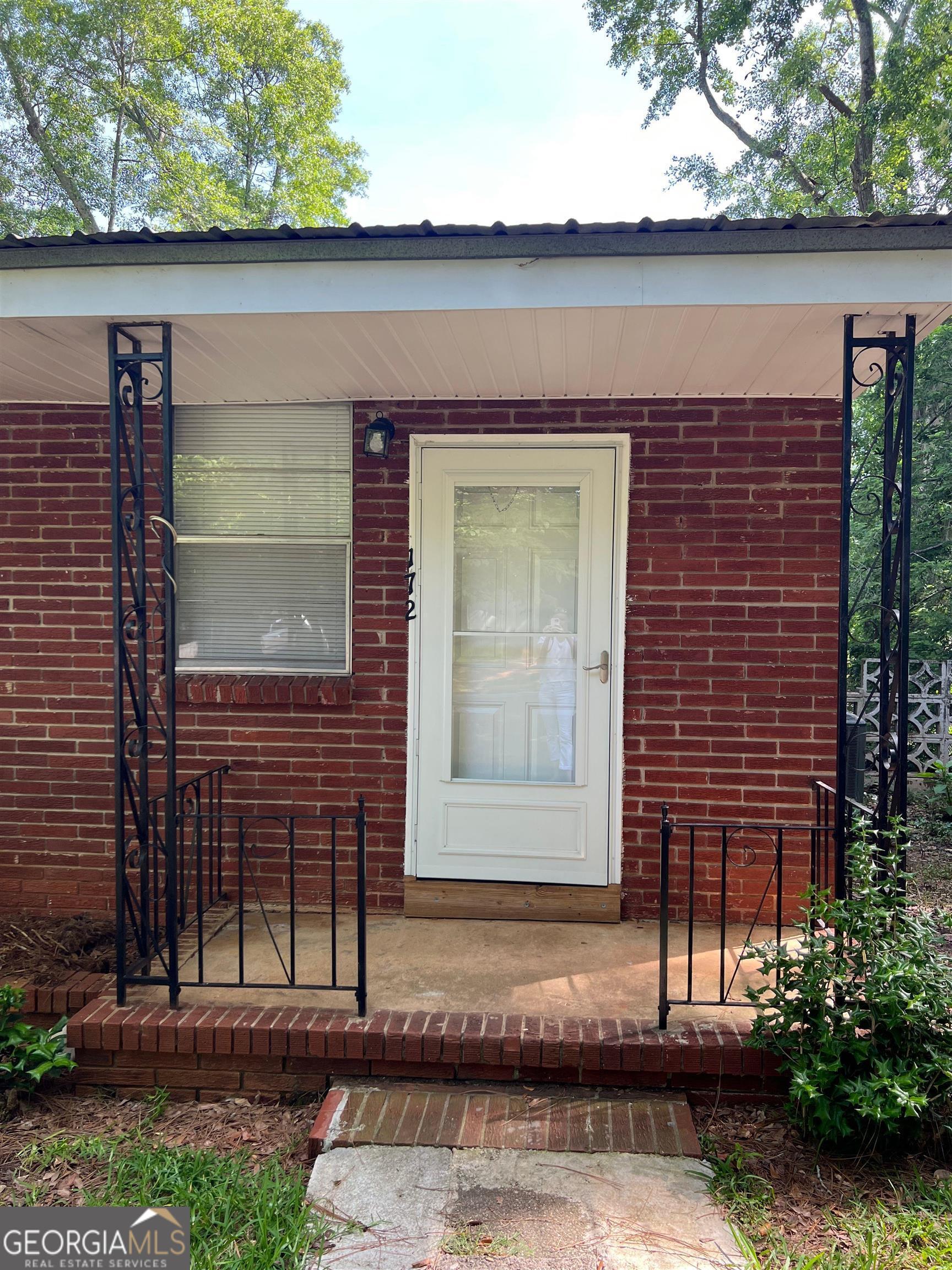 172 Hart Avenue Property Photo
