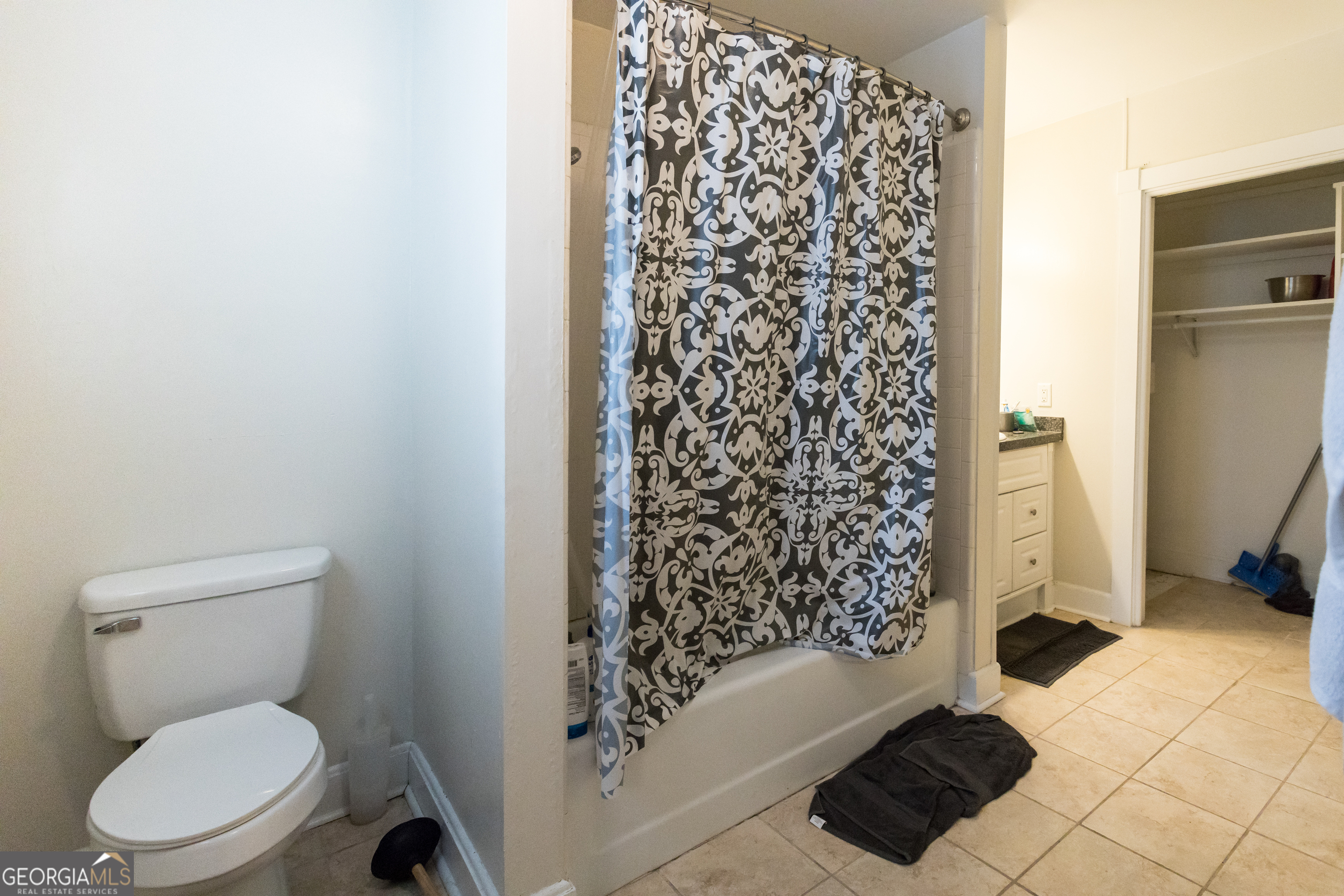 210 S Zetterower Avenue Property Photo 13