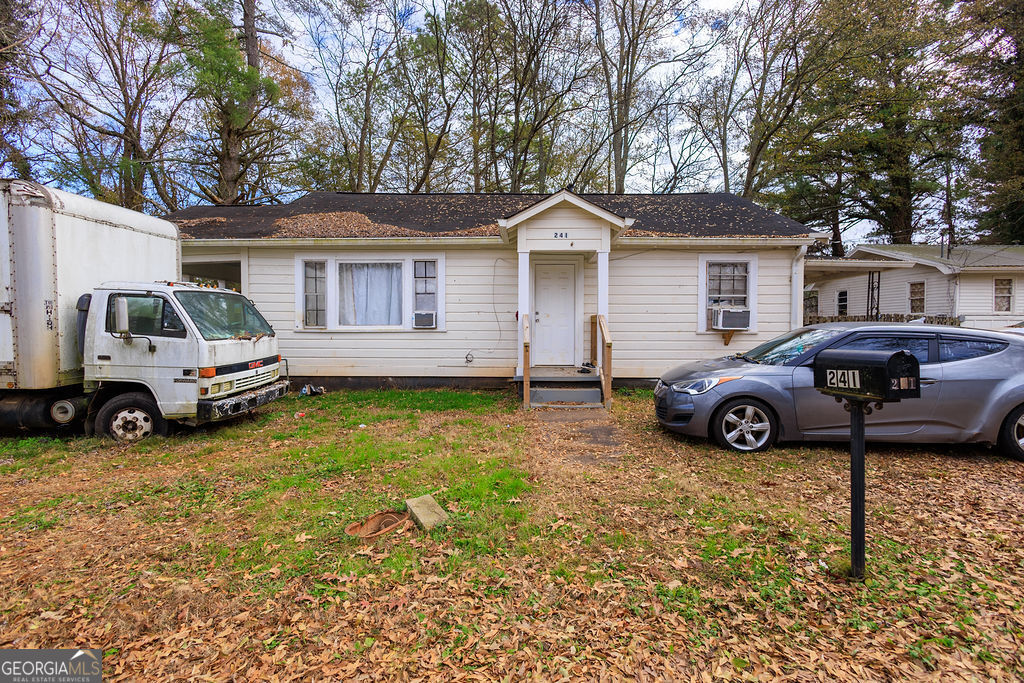 241 Killian Street Property Photo 3