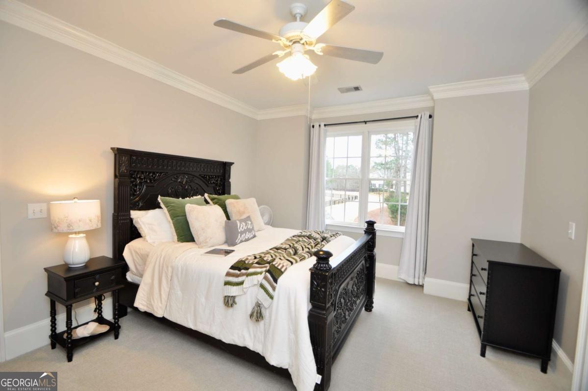 1070 Lexington Court Property Photo 41