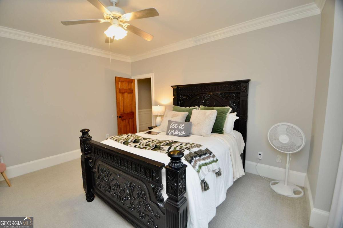 1070 Lexington Court Property Photo 43