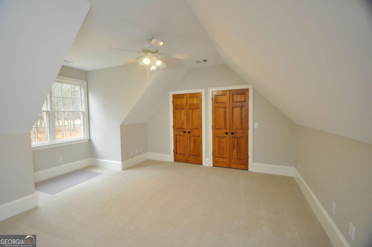 1070 Lexington Court Property Photo 44