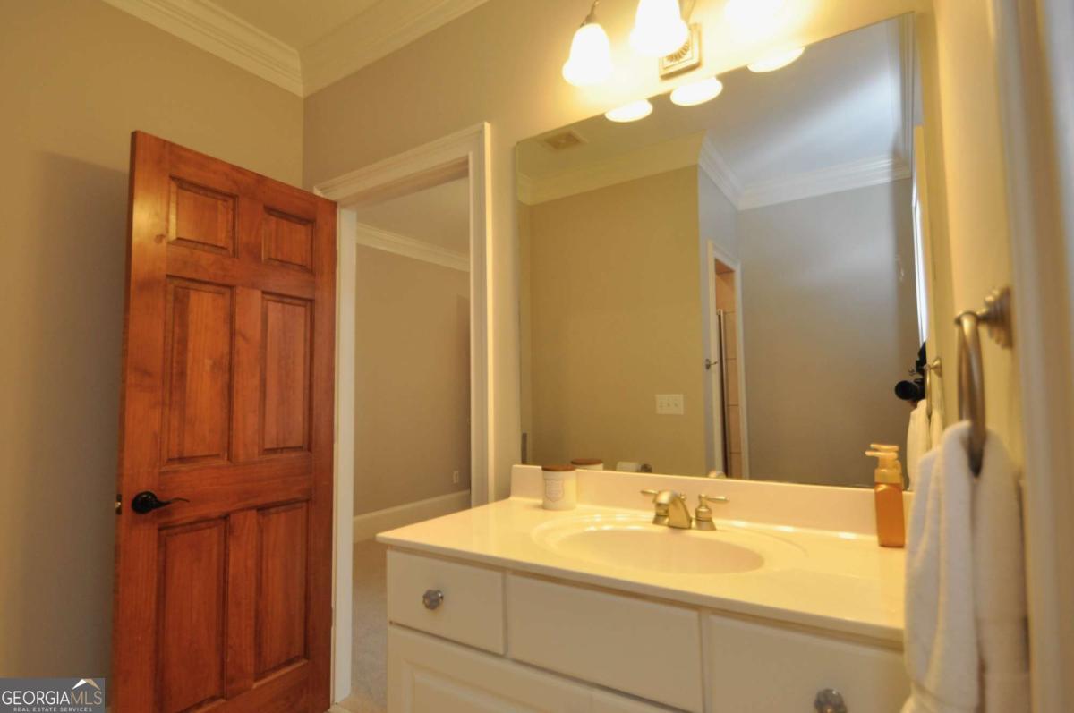 1070 Lexington Court Property Photo 47