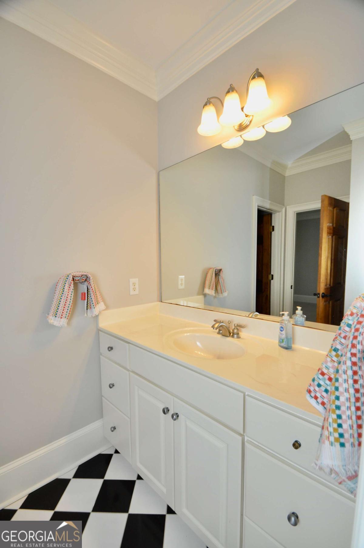 1070 Lexington Court Property Photo 48