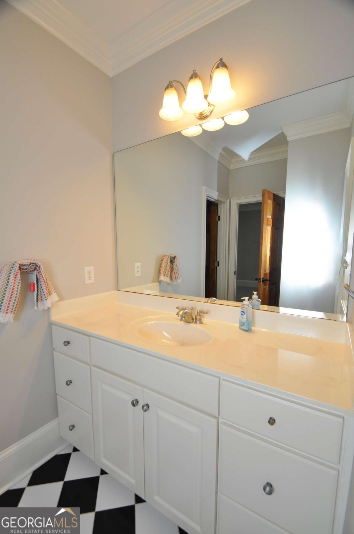 1070 Lexington Court Property Photo 50