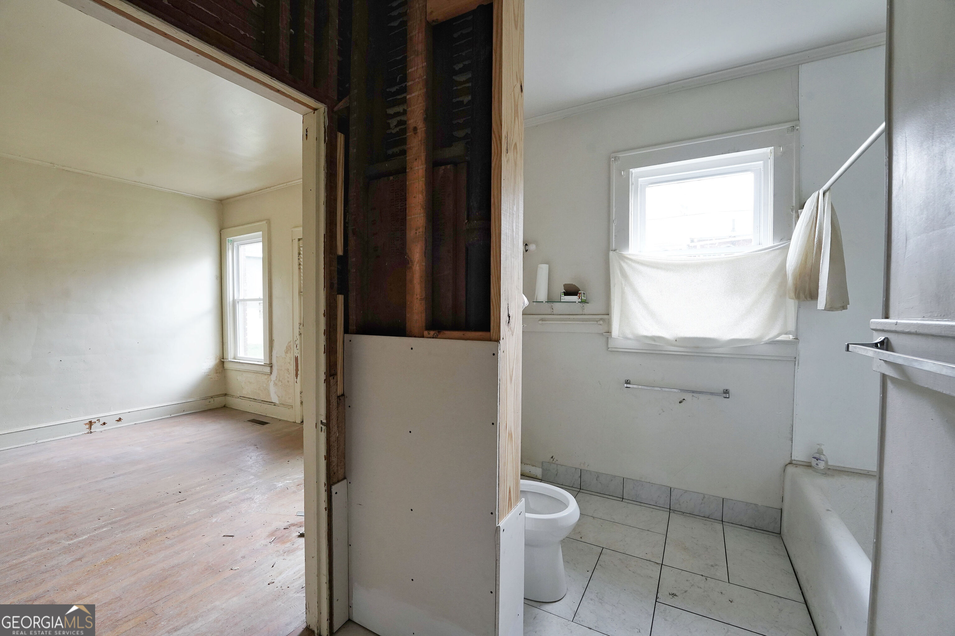 2731 Church Street Property Photo 8