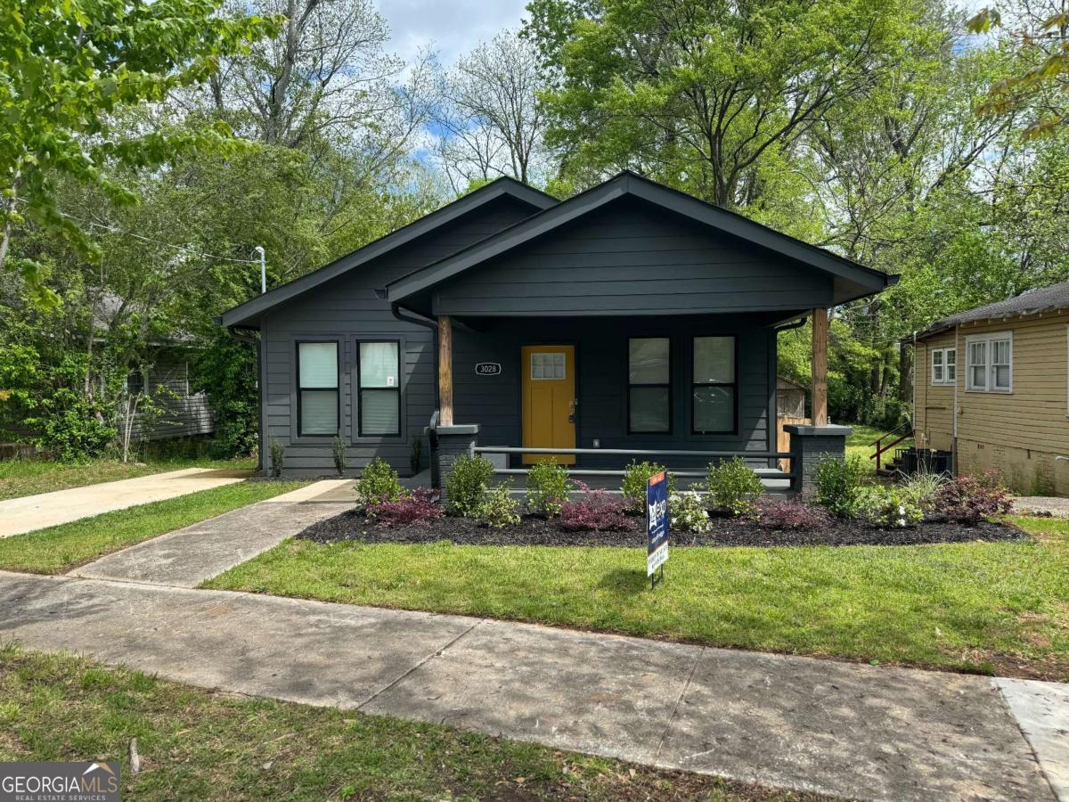 3028 E Point Street Property Photo