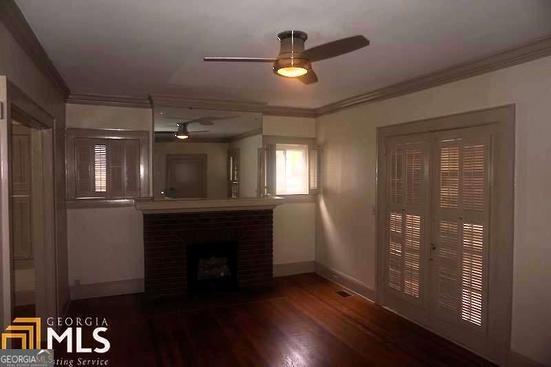 825 North Avenue Ne Property Photo 3