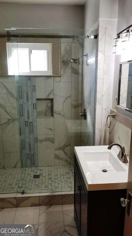 825 North Avenue Ne Property Photo 8