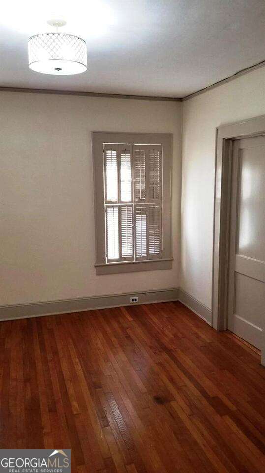 825 North Avenue Ne Property Photo 11