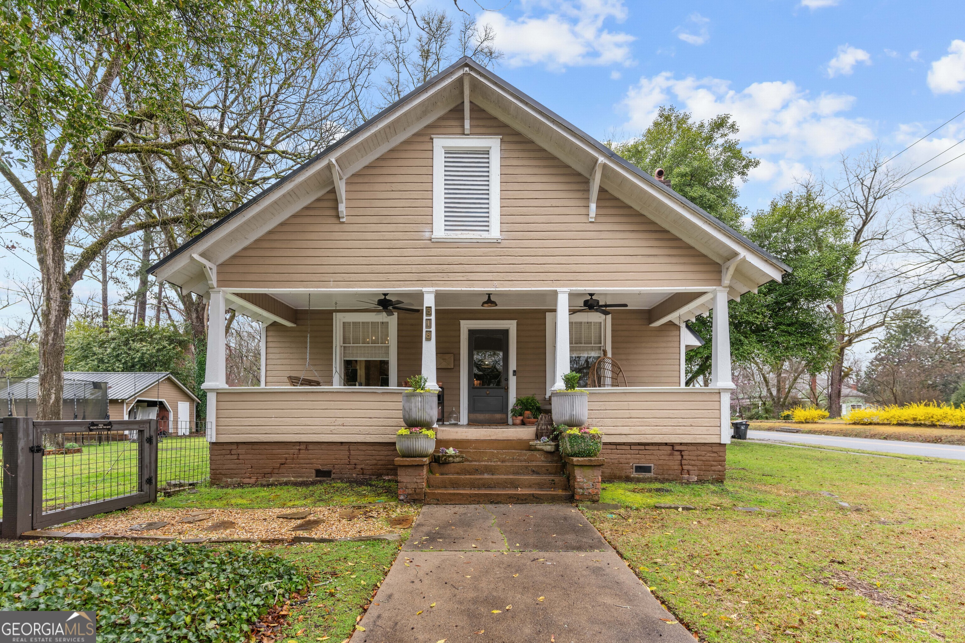 318 W South Street Property Photo