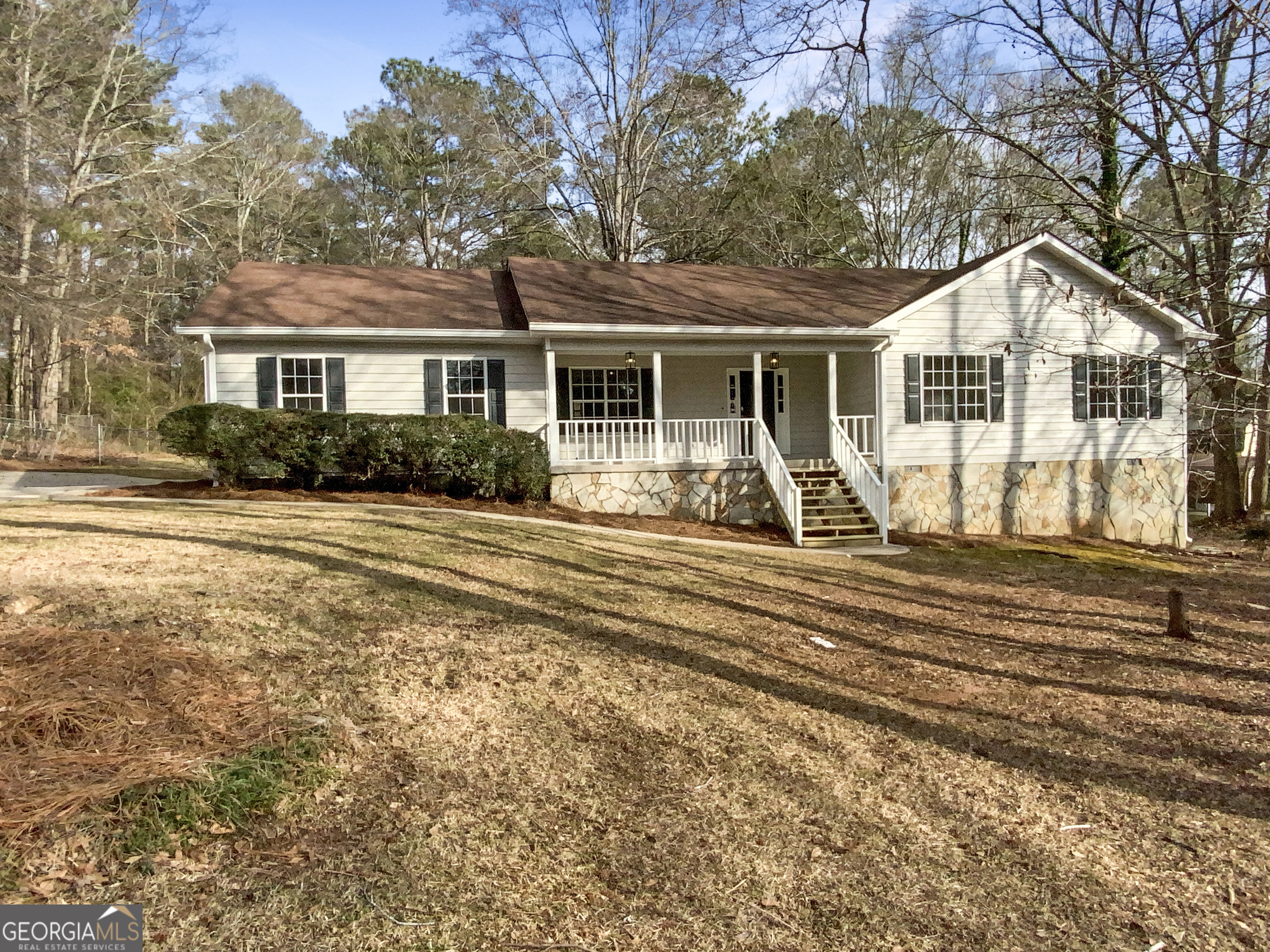521 Country Lake Drive Property Photo 1