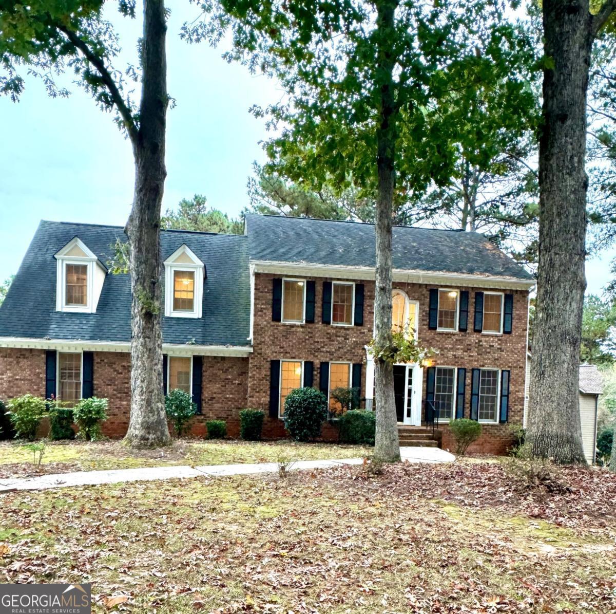 105 Windridge Drive Property Photo 1