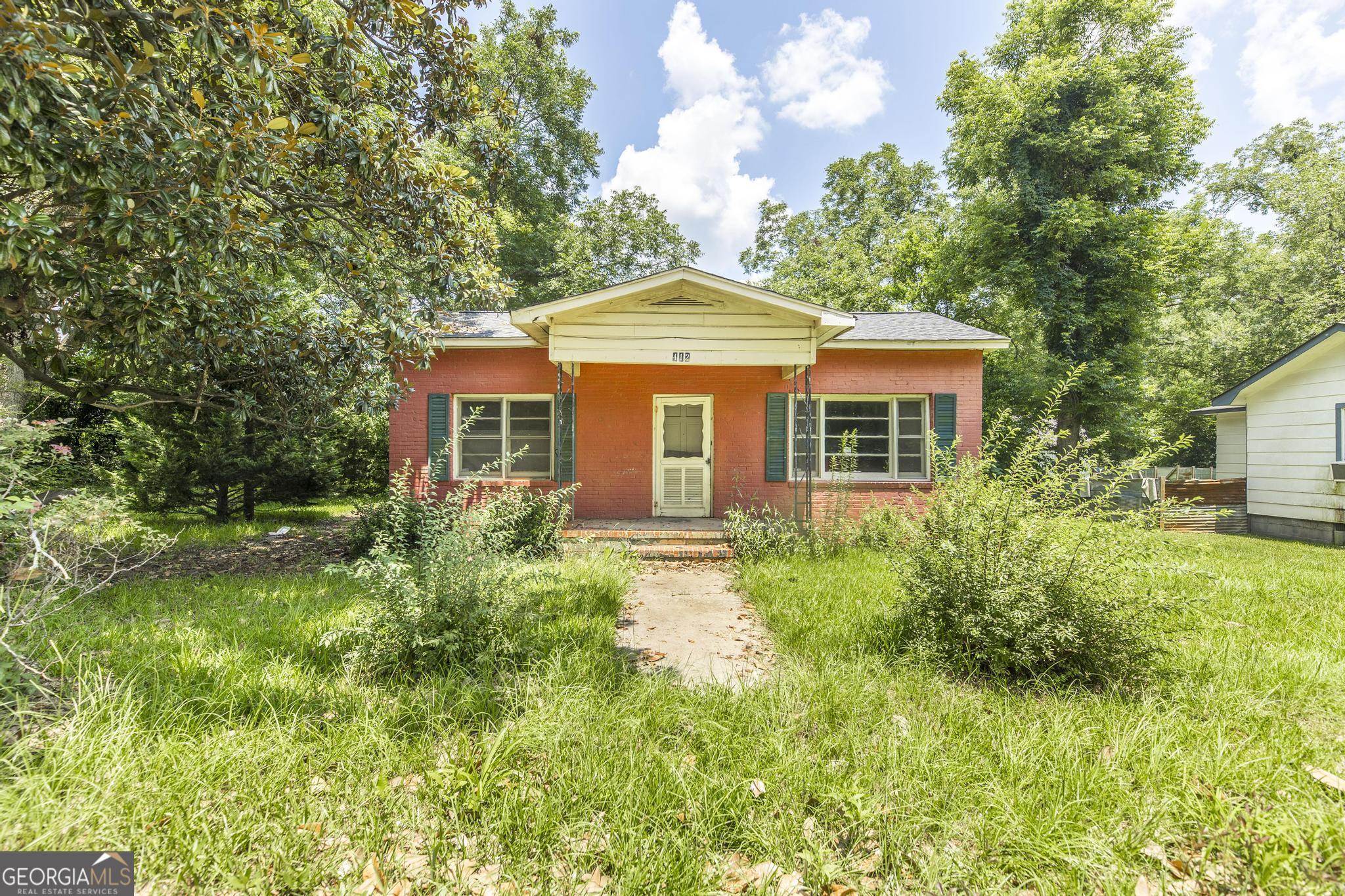 412 Walden Street Property Photo 1
