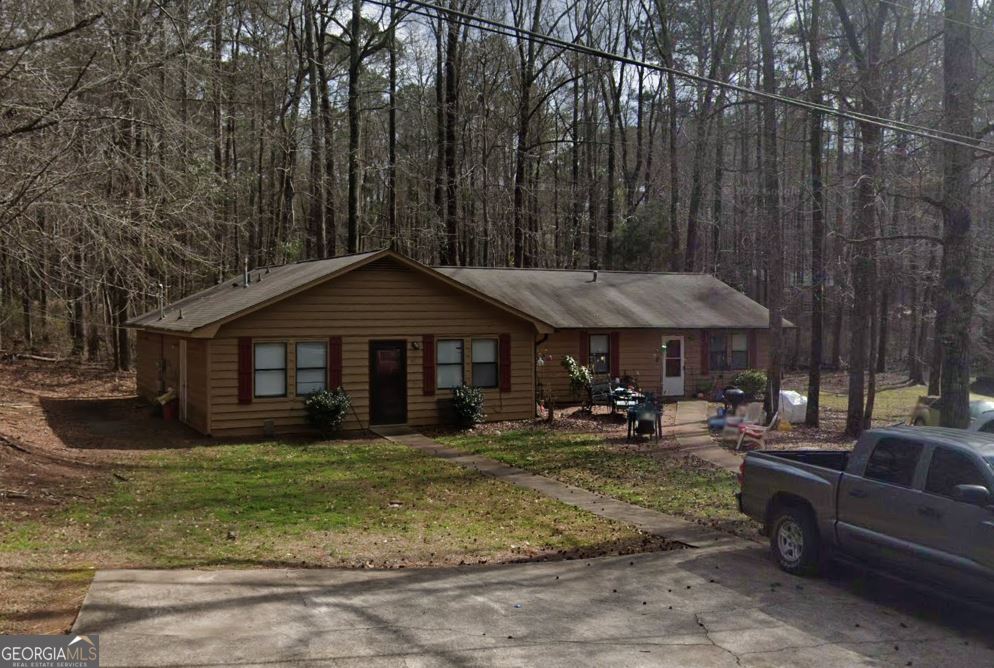 115 Wellington Court Property Photo