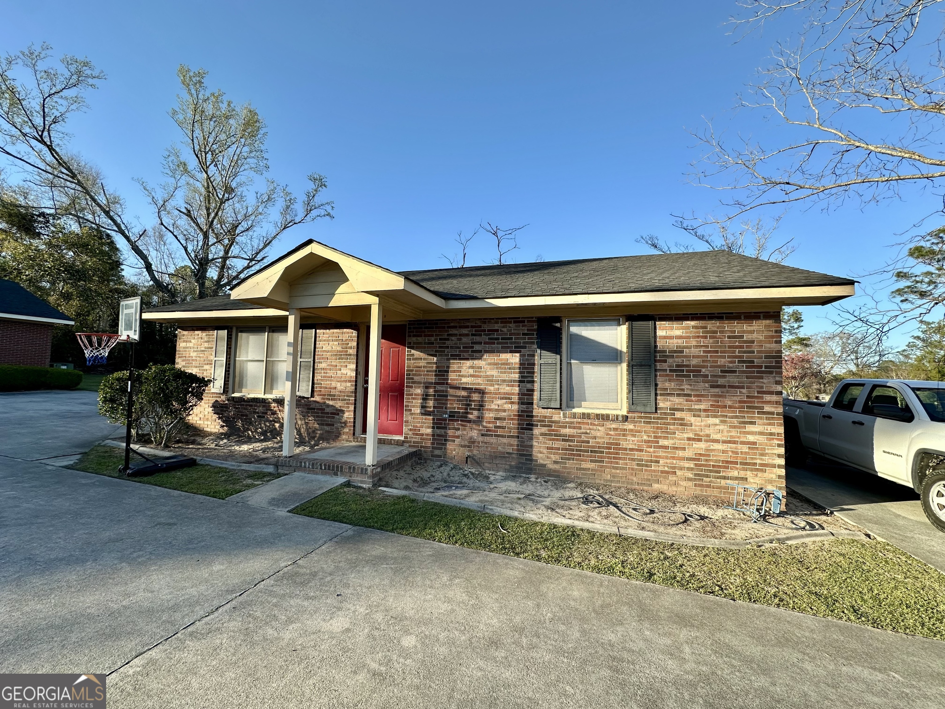 111 Ellis Road Property Photo 3