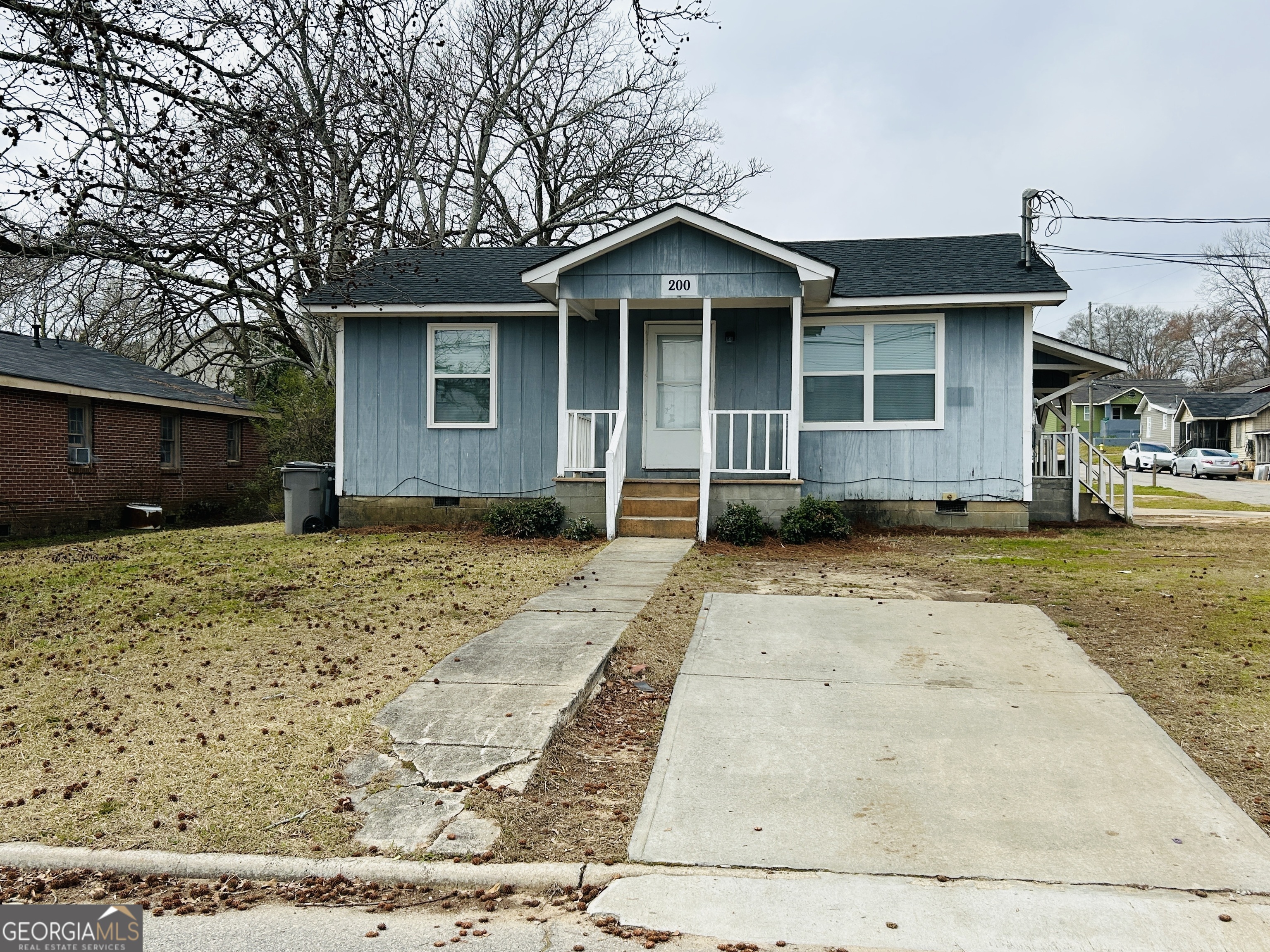 200 Burr Street Property Photo