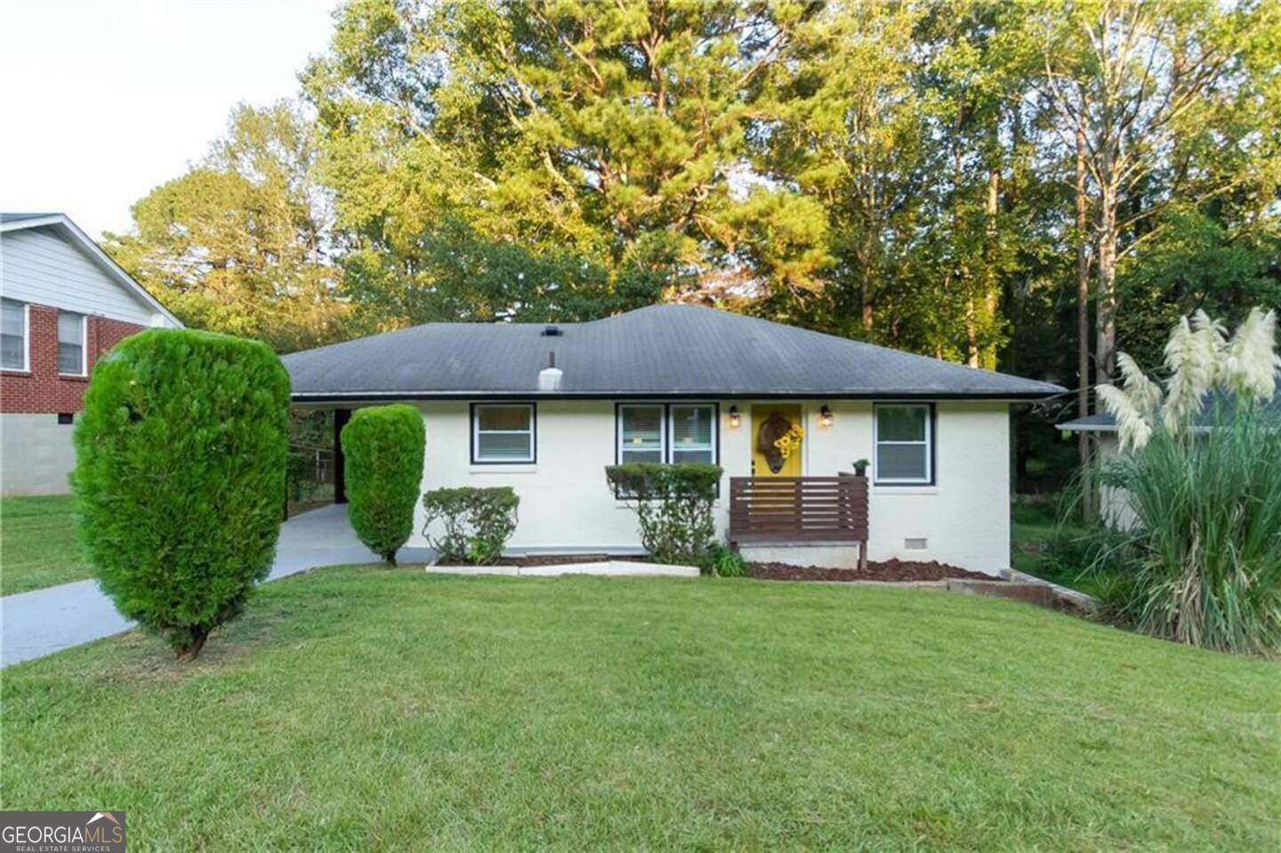 2602 Macon Drive Se Property Photo