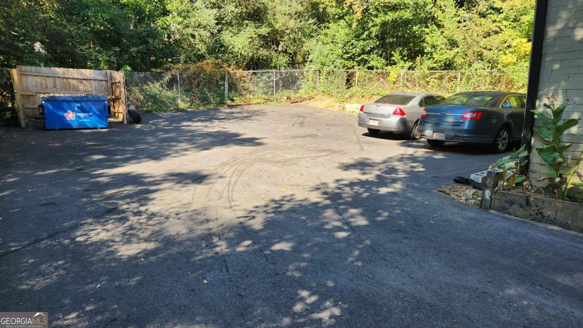 550 Joseph E Lowery Boulevard Nw Property Photo 2
