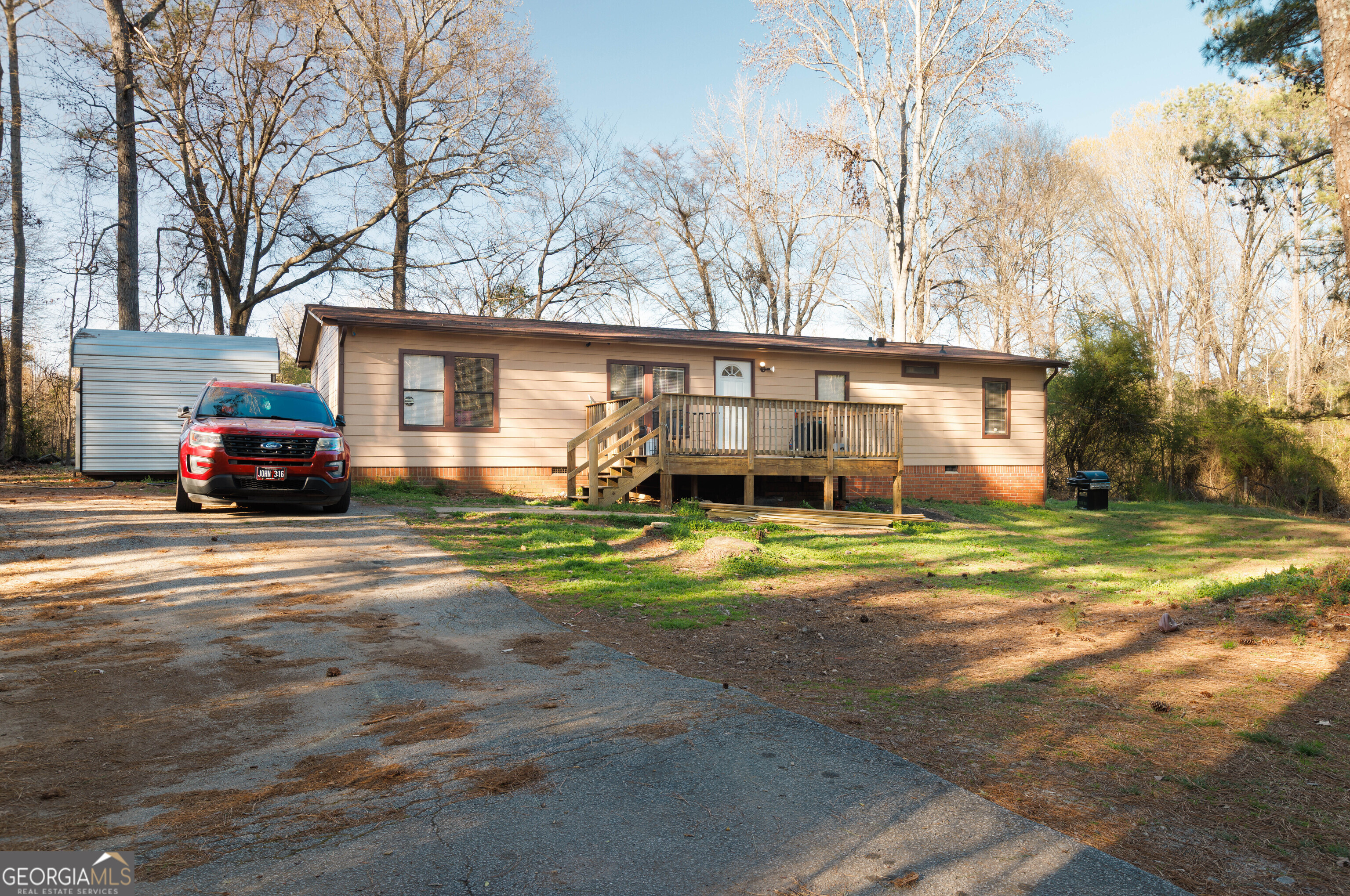 105 Woodfield Road Property Photo