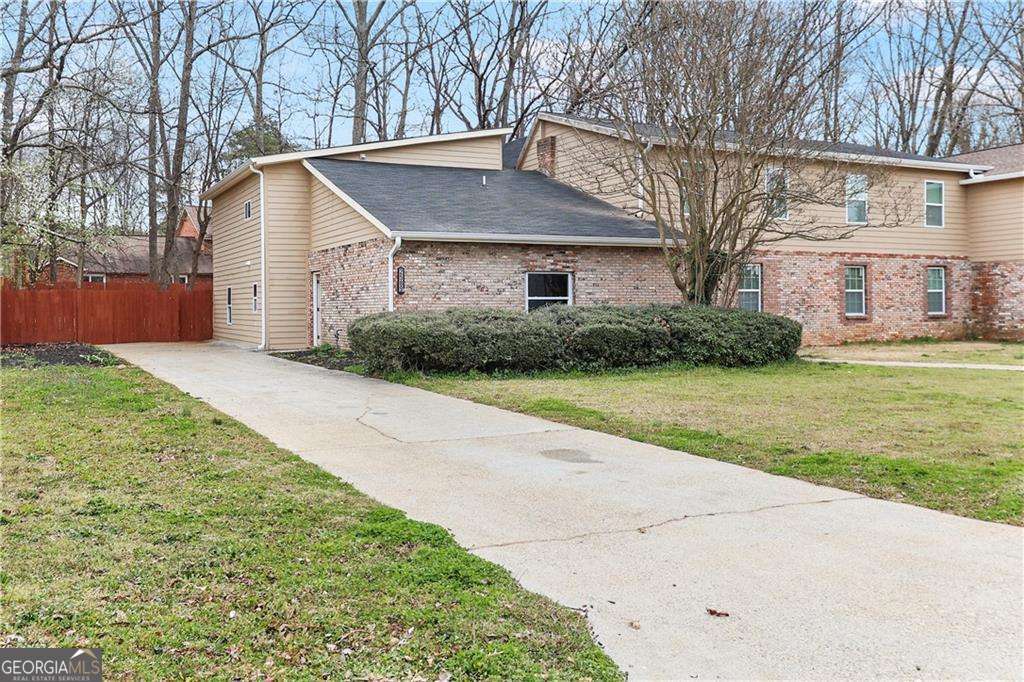 2589 Fieldstone View Lane Se # B Property Photo 1