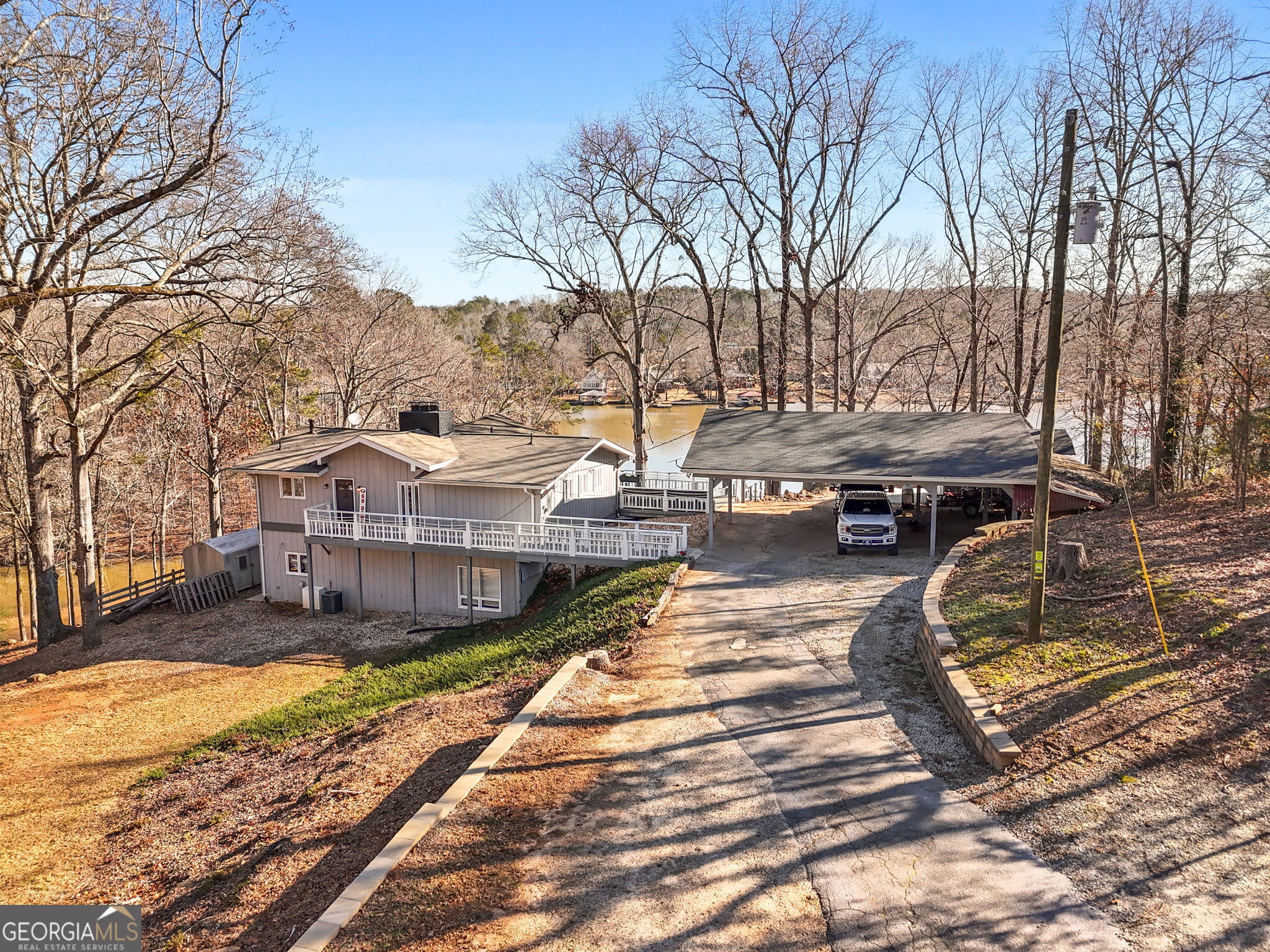 405 Miller Road Property Photo