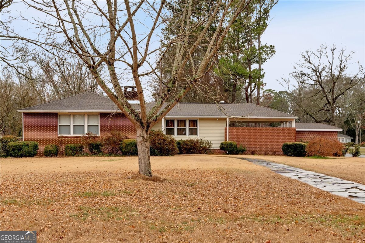 519 North College Street Property Photo