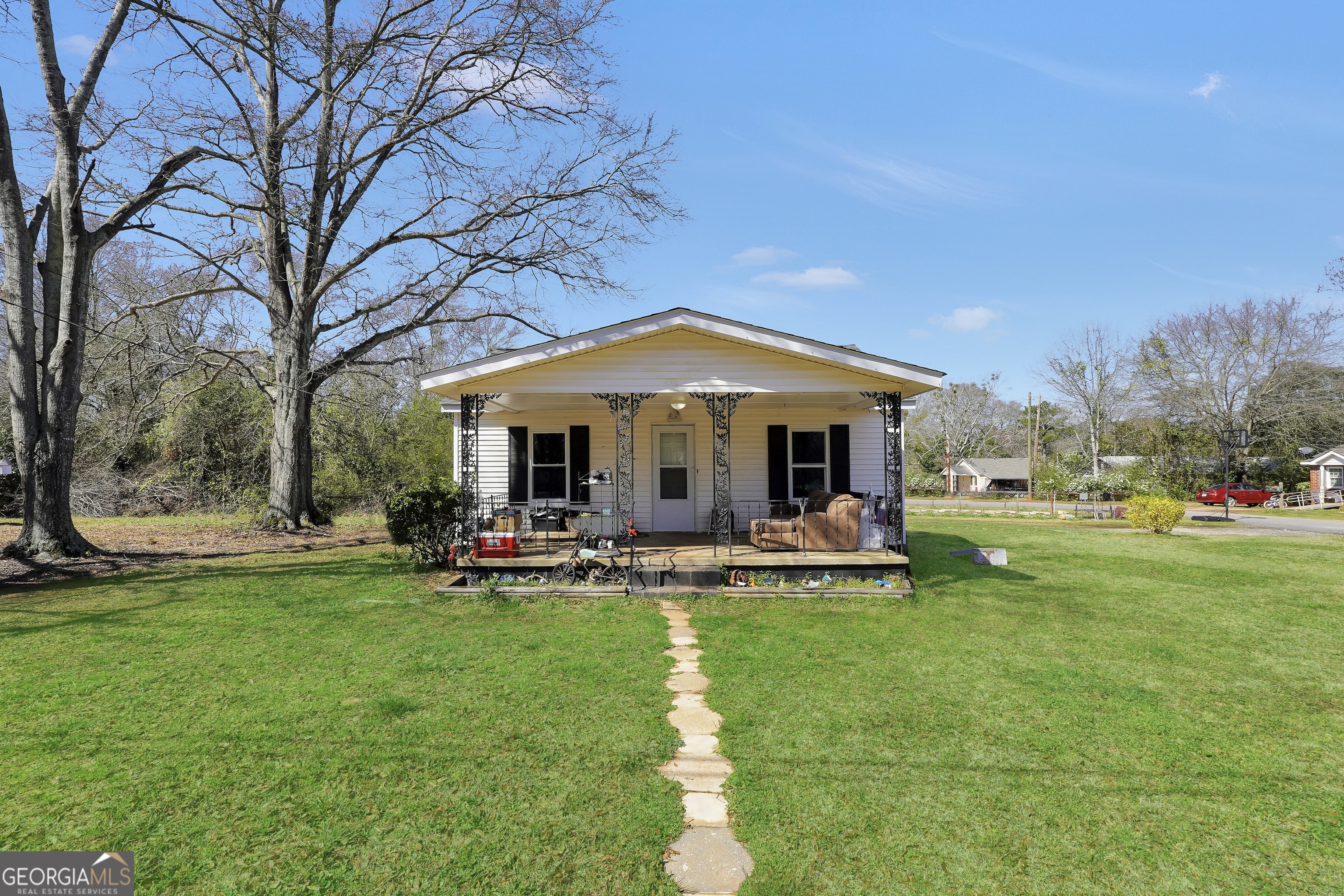 150 Johnson Street Property Photo