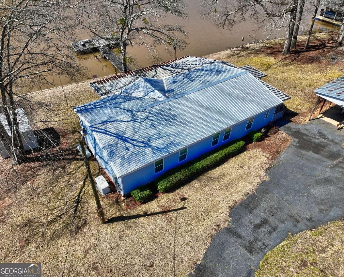 304 Burtom Road Property Photo