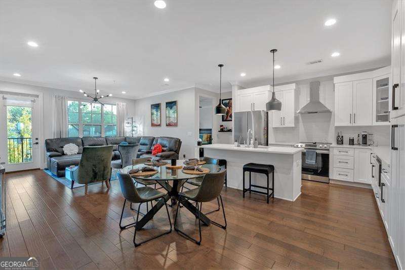 6890 Peachtree Dunwo Road # 303 Property Photo
