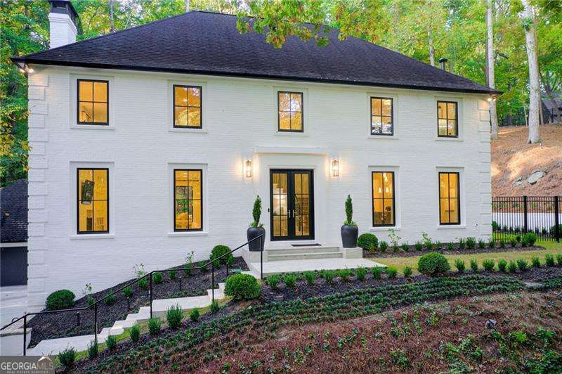 6090 River Chase Circle Property Photo