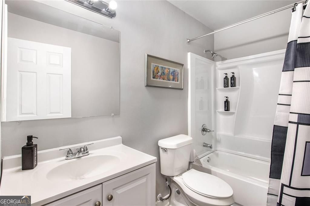 1041 Lawton Avenue Sw Property Photo 13