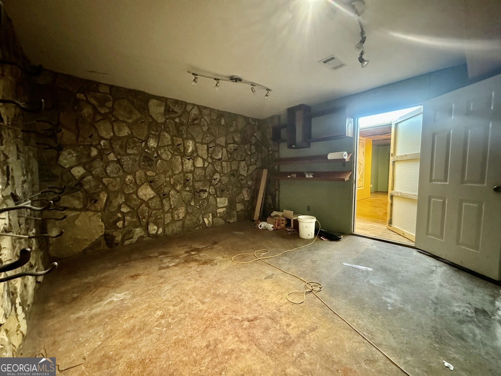 71 Toto Creek Drive W Property Photo 37