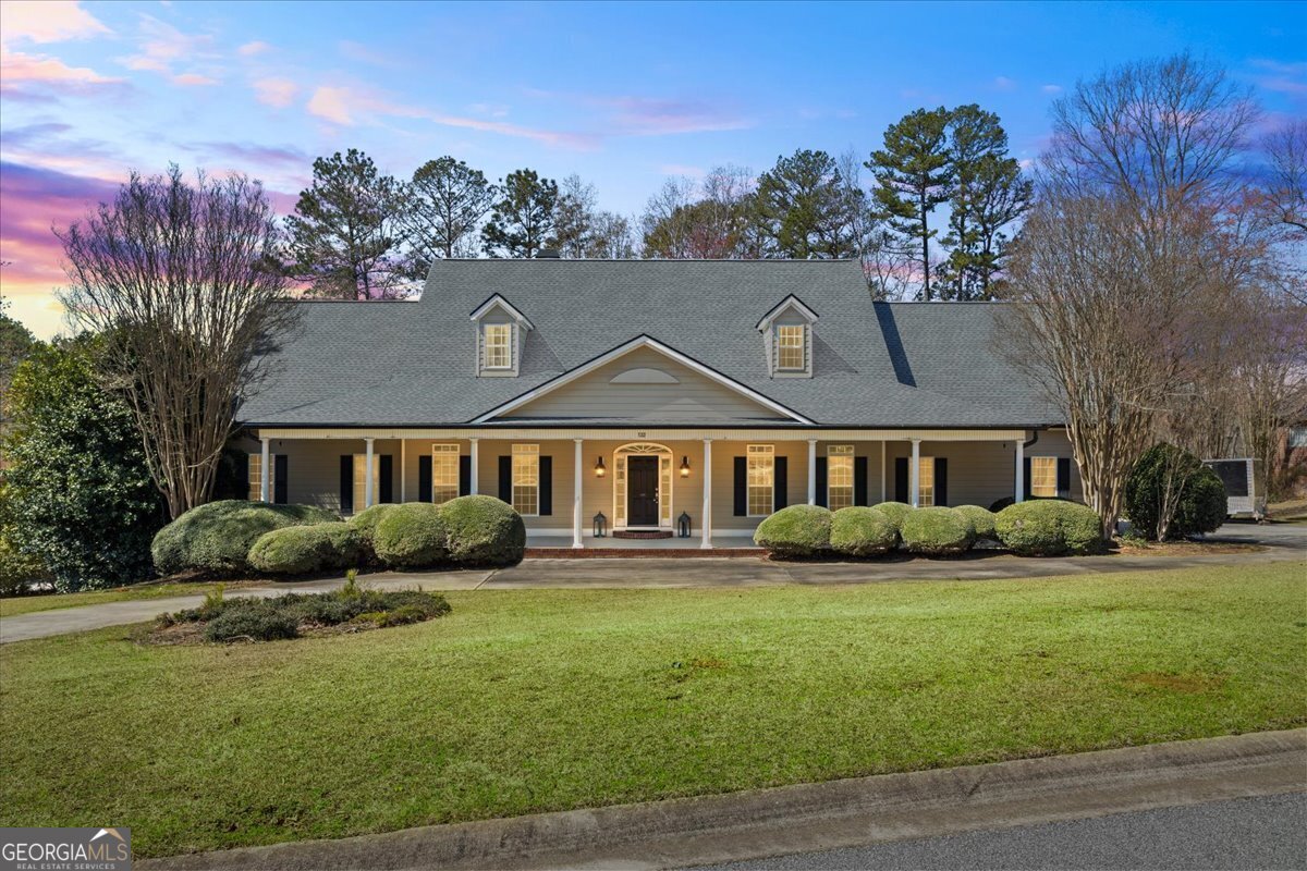 122 Lawn Market Property Photo