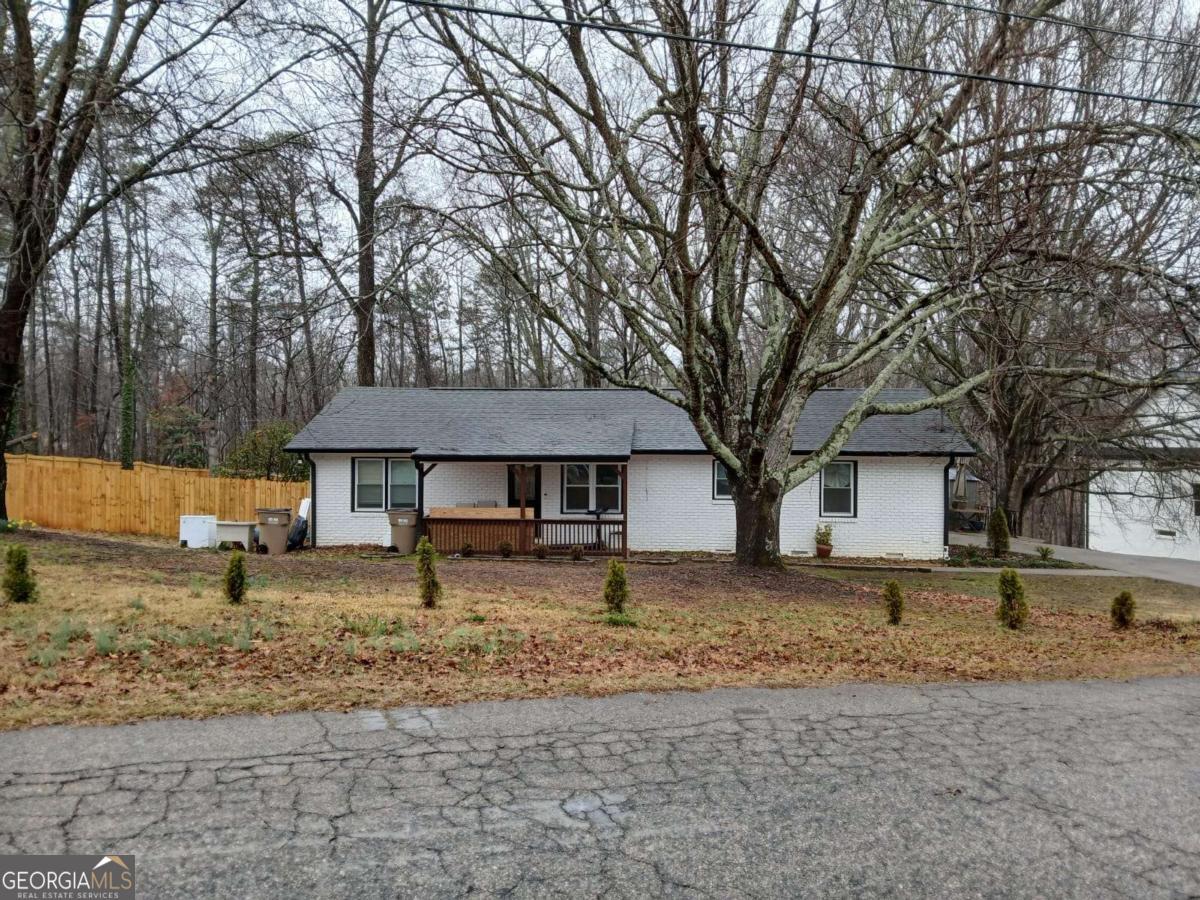 3250 Lee Drive Property Photo