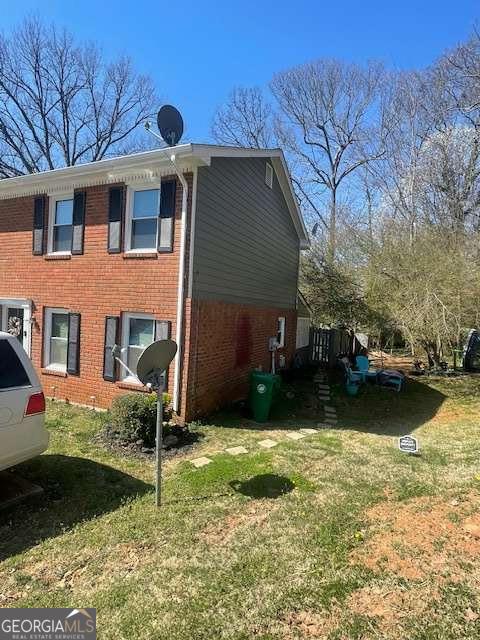 5293 Ridge Forest Drive Property Photo 3