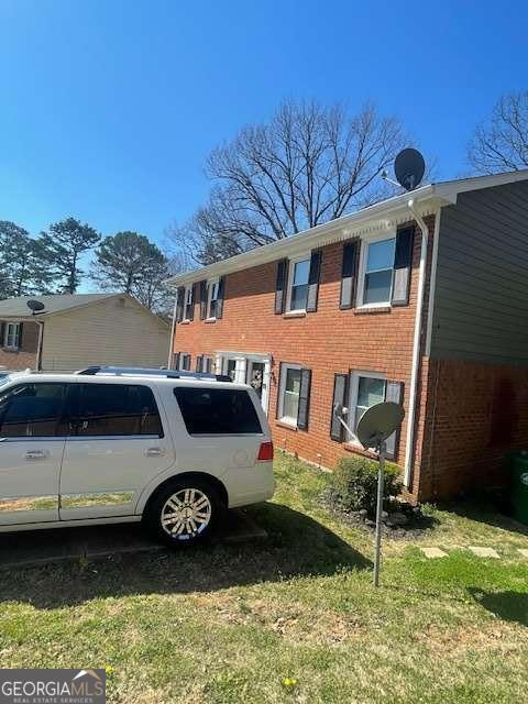 5293 Ridge Forest Drive Property Photo 4
