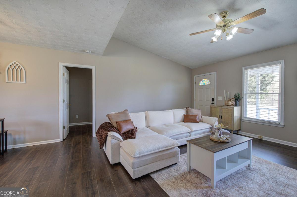 1007 Old Rome Road Property Photo 12
