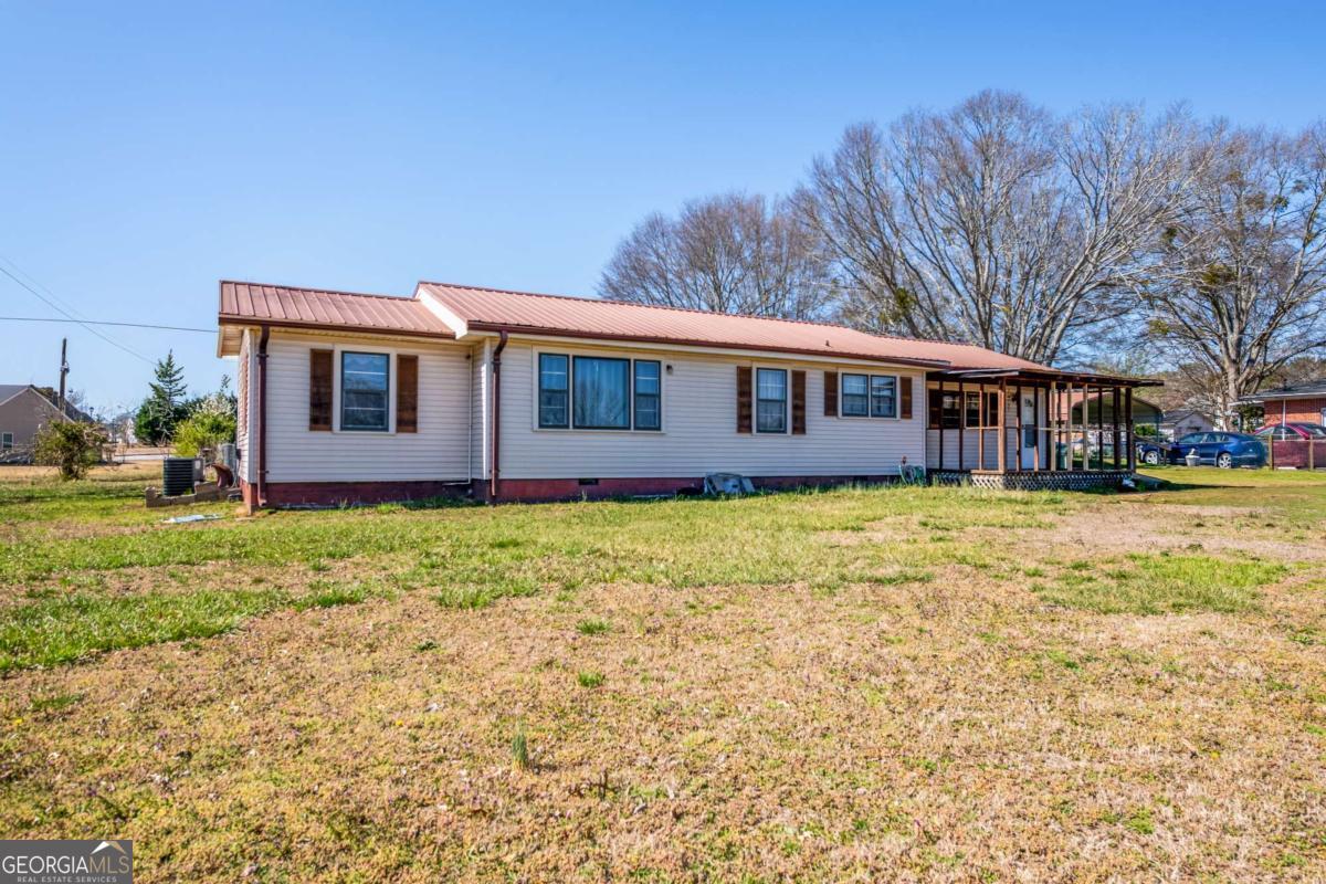 1089 Loganville Highway Property Photo